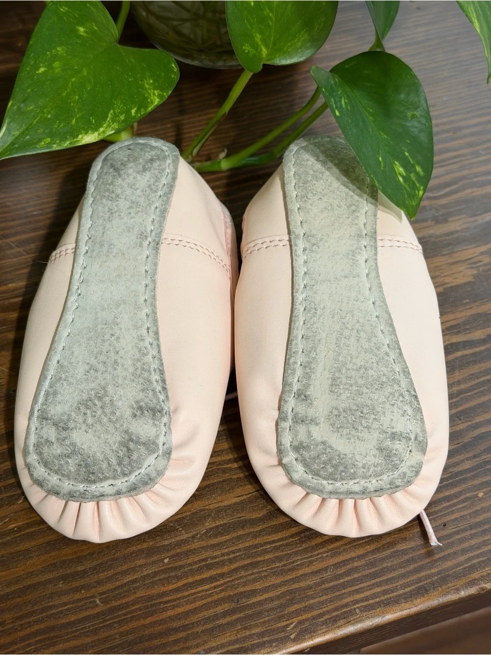 DANSKIN FREESTYLE PINK LEATHER BALLET DANCE SHOES SLIPPERS LITTLE GIRL'S Size 9